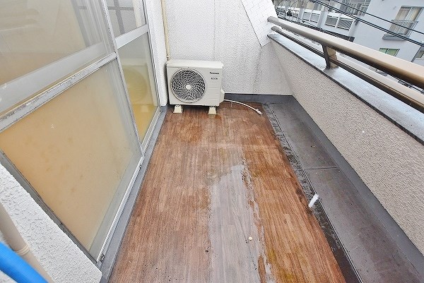 エルザビル馬借47 ベランダ
