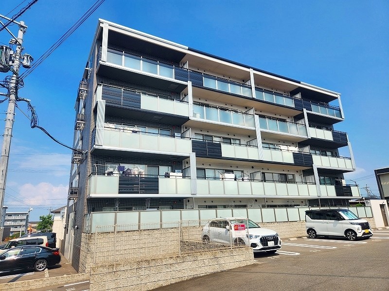 モアプラス日明エントラーダ 301号室 外観