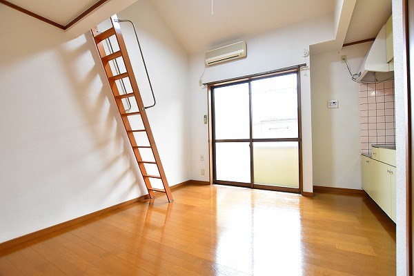 クレッシェンド西南 ベッドルーム