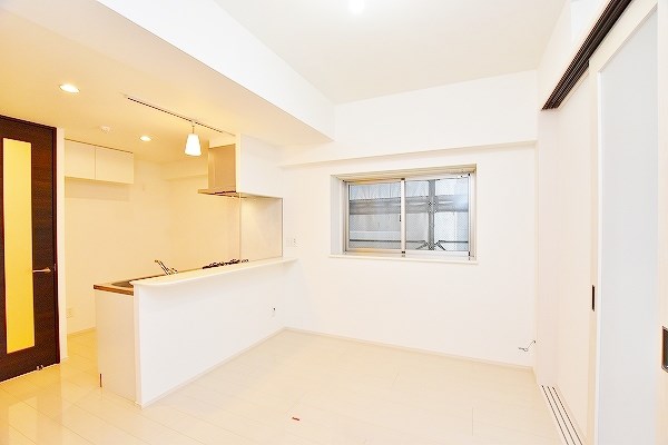 アルゴヴィラージュ工大前 リビング