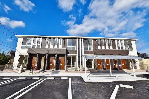 バースプレイス朽網A 105号室 外観