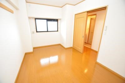 エヴァーグリーンＮ ベッドルーム