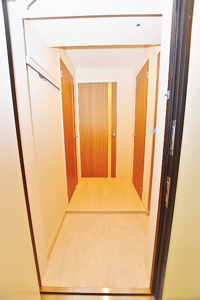 コートハウス・ピノ 玄関