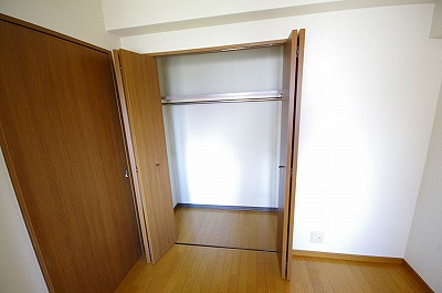オールセインツ 収納