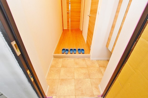 シズカビルディング白銀 玄関