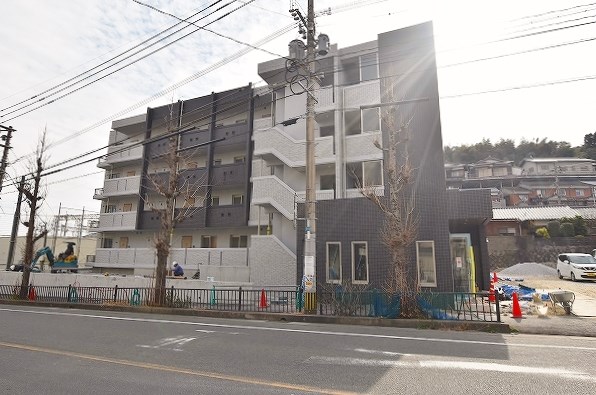 ソレイユ若戸 205号室 外観