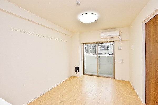 エンラージ・タワー その他25