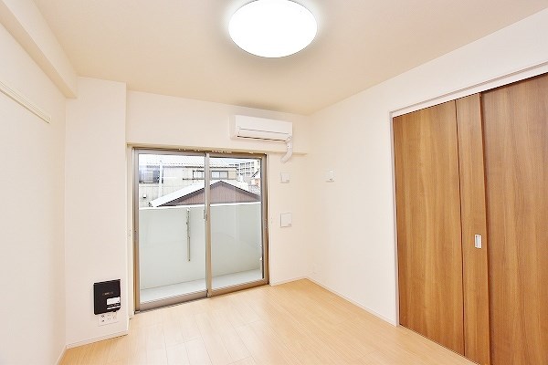 エンラージ・タワー その他26