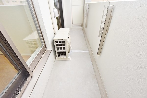 エンラージ・タワー ベランダ