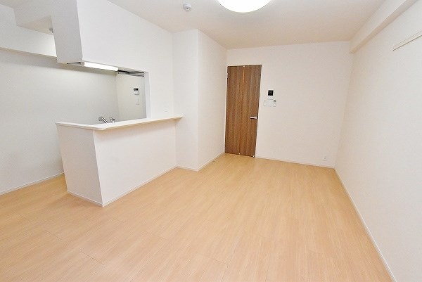 エンラージ・タワー その他20