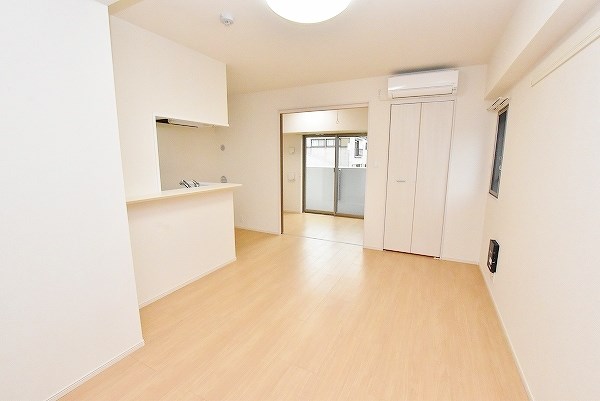 エンラージ・タワー その他7