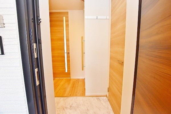 エクラージュ 玄関