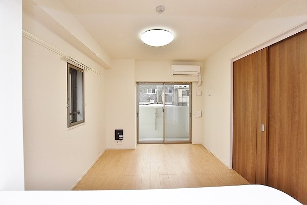 エンラージ・タワー その他25