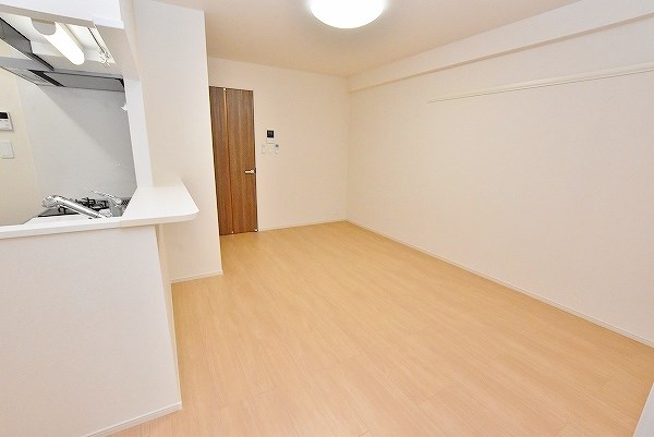 エンラージ・タワー その他21