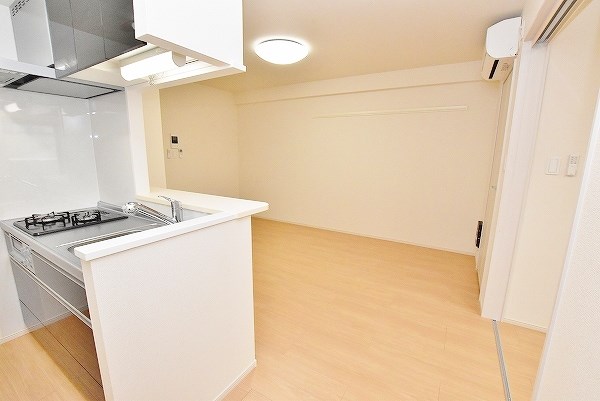 エンラージ・タワー その他40