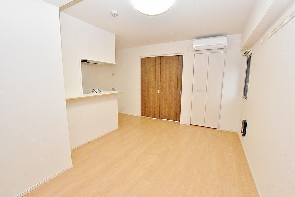 エンラージ・タワー その他20