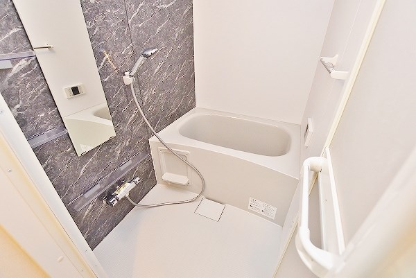 Mｅｒｖｅｉｌｌｅ・三萩野（メルヴェーユ三萩野） 風呂画像