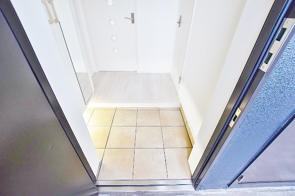 スマート到津 玄関