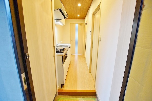 ウイングス三郎丸 玄関