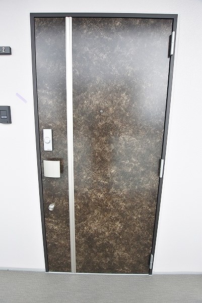 シズカビルディング白銀 玄関