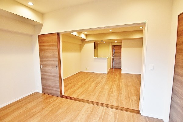 シズカビルディング白銀 ベッドルーム