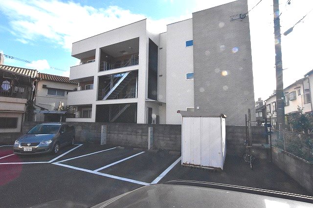 Cherim戸畑駅前(シェリム戸畑駅前) 201号室 外観