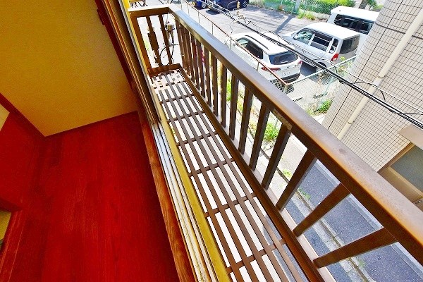 宮川アパート ベランダ