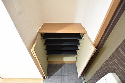 ヴィラコート戸畑元宮 玄関