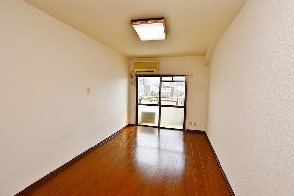 ルネッサンスＴＯＥＩもりつね  リビング