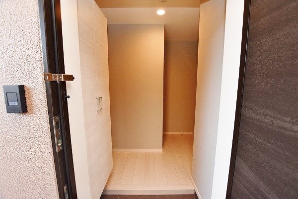 プレシャス南小倉  玄関