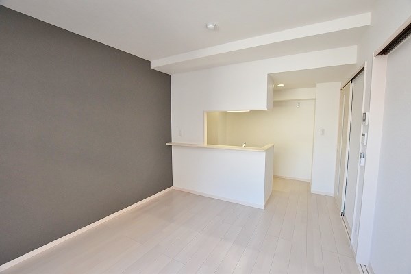 プレシャス南小倉  リビング