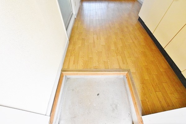 ハイツ到津の森  玄関