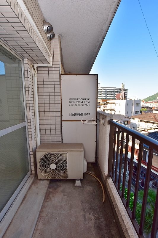 Ｏｌｉｖｅ三萩野（オリーブ三萩野） ベランダ