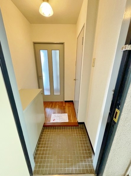 ベルガ中津口 玄関