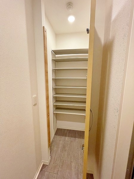 KURASU＋（クラスタス） 玄関