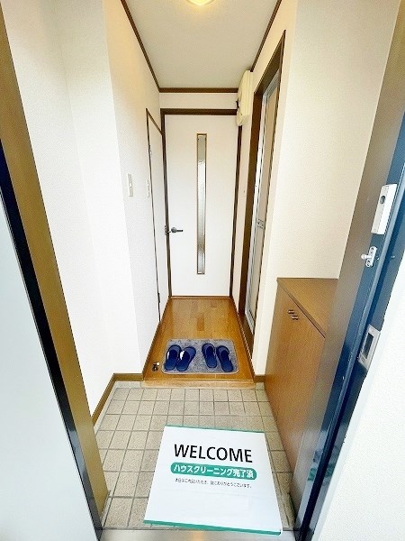 グランドアイ小倉 玄関