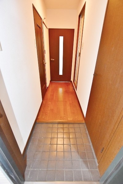 朝日プラザ小倉足立 玄関