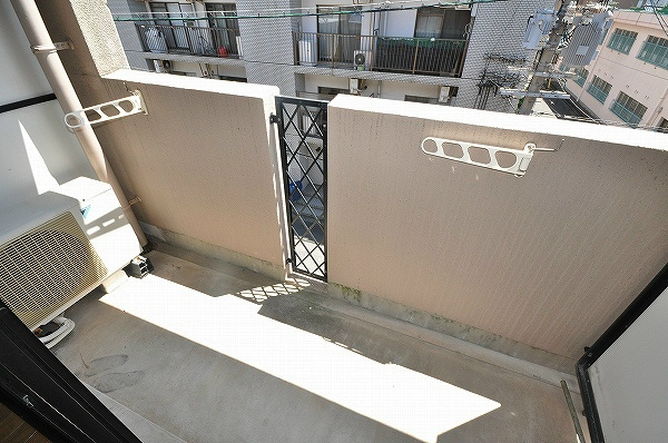 ニューライフ園田 ベランダ