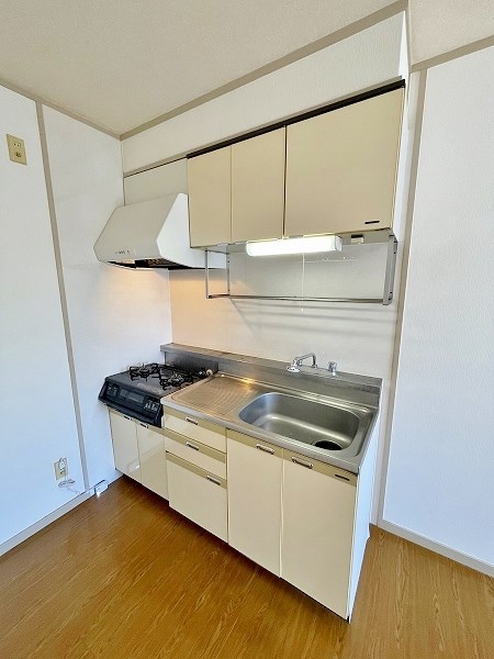 プリモレガーロ金鶏 キッチン