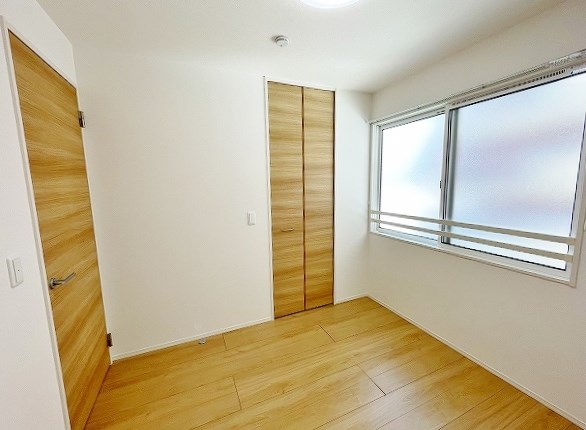 アベニール湯川 ベッドルーム