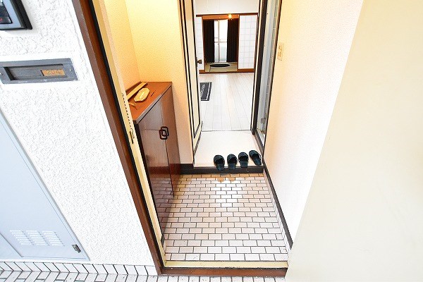 ギャラン江南 玄関