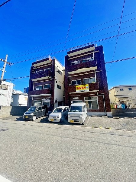 太陽マンション 201号室 外観