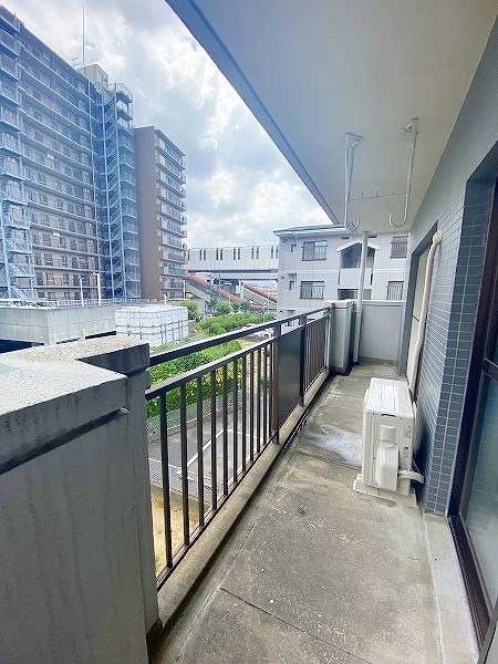 プレジデントタカヤ３ ベランダ