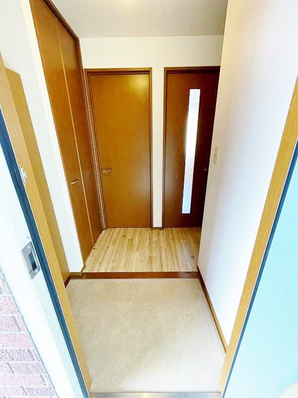 リビングタウン南方　B棟 玄関