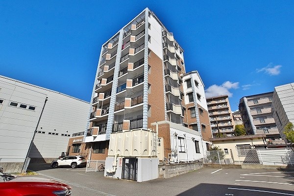 フォーラム岡田 702号室 外観