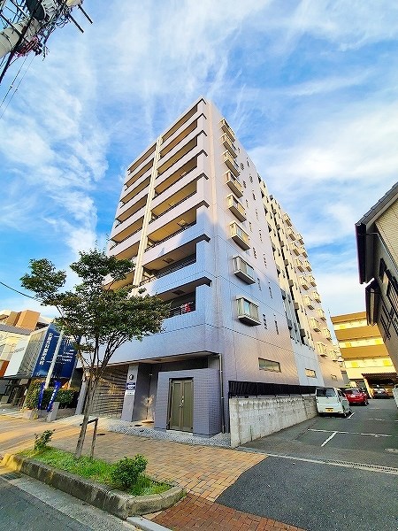 オータムパレス  603号室 外観