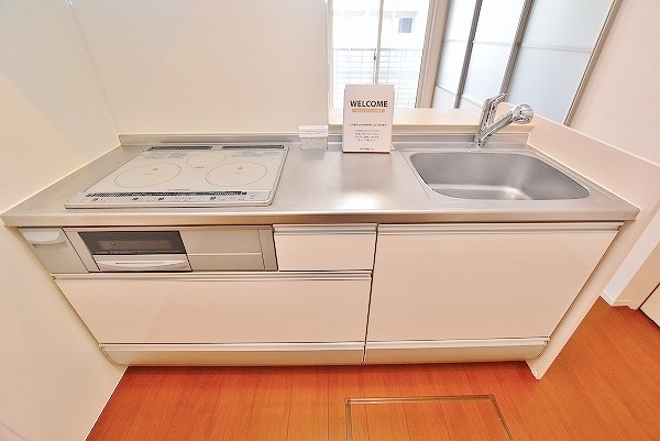 アッサンブレＳ キッチン