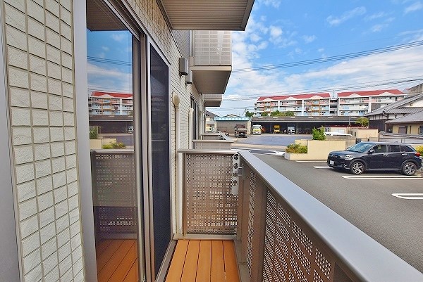 アッサンブレＳ ベランダ