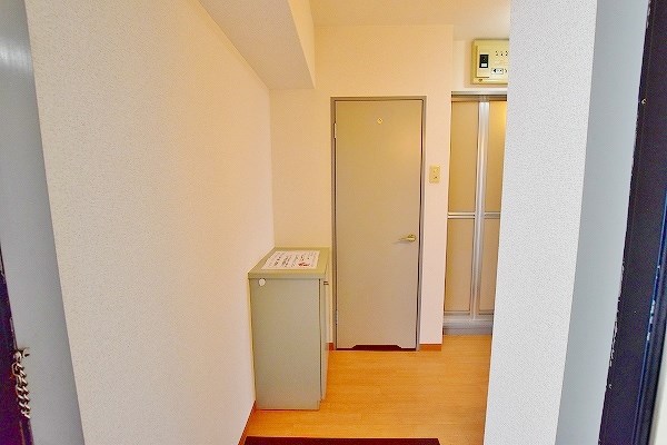 ベルガ中津口 玄関