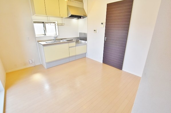 ロアーブル五番館 リビング